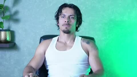 Snapshot of perseoo_88 chatting on 06-09-26, 06:30 andres online show from 06-09-26, 06:30