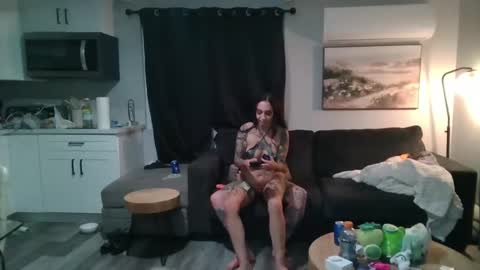 Snapshot of persianbabe1990 chatting on 09-26-25, 09:35 persianbabe1990 online show from 09-26-25, 09:35