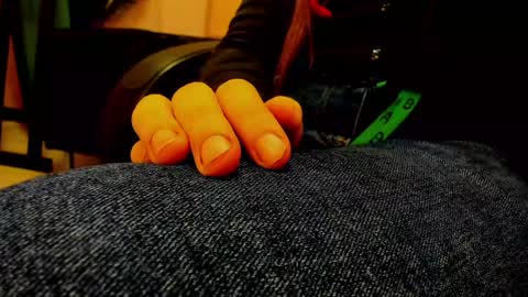 horror flying on the wings of the night.... online show from 01-13-25, 06:16