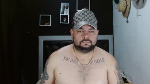 Snapshot of perverseveteranmanxxx chatting on 02-18-25, 12:49 Carlos online show from 02-18-25, 12:49