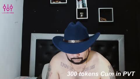 Snapshot of perverseveteranmanxxx chatting on 02-21-25, 05:24 Carlos online show from 02-21-25, 05:24
