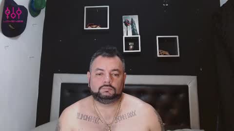 Snapshot of perverseveteranmanxxx chatting on 02-26-25, 05:28 Carlos online show from 02-26-25, 05:28