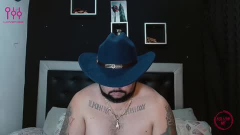 Snapshot of perverseveteranmanxxx chatting on 03-04-25, 12:44 Carlos online show from 03-04-25, 12:44