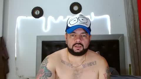 Snapshot of perverseveteranmanxxx chatting on 10-02-25, 05:58 Carlos online show from 10-02-25, 05:58