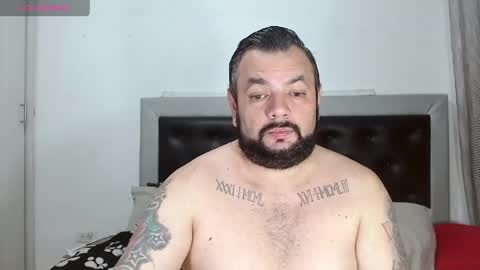 Carlos online show from 06-05-26, 05:03