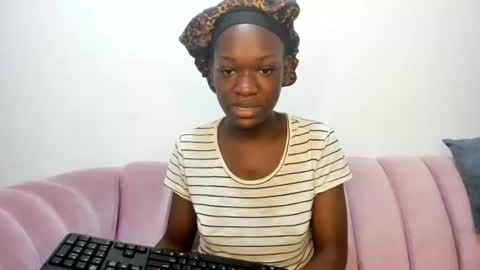 Snapshot of perverted_sweet chatting on 06-30-26, 04:19 perverted_sweet online show from 06-30-26, 04:19