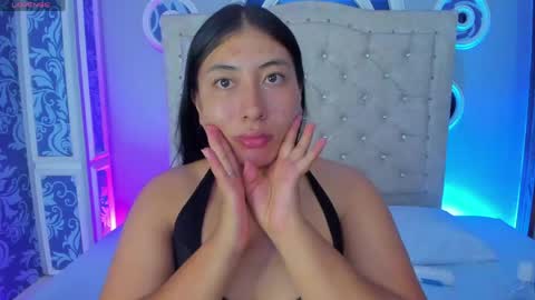 Snapshot of pervertedcurvy chatting on 04-19-26, 03:28 Lily online show from 04-19-26, 03:28