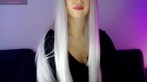 Snapshot of pervyblonde chatting on 01-22-25, 09:24 Isabella online show from 01-22-25, 09:24