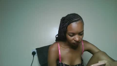 Snapshot of petal_palette chatting on 05-07-26, 05:13 Lolly online show from 05-07-26, 05:13