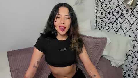 Rose online show from 02-28-25, 06:41