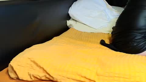 peter196888 online show from 09-19-25, 10:43