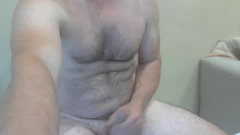 Snapshot of peter_7776 chatting on 04-20-26, 06:20 peter online show from 04-20-26, 06:20