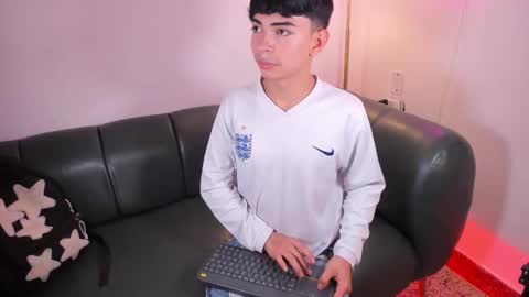 Peter online show from 11-23-25, 06:30