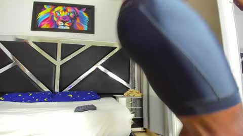 Snapshot of peter_coleman chatting on 02-03-25, 08:24 PeterColeman online show from 02-03-25, 08:24