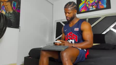 Snapshot of peter_coleman chatting on 03-04-25, 09:54 PeterColeman online show from 03-04-25, 09:54