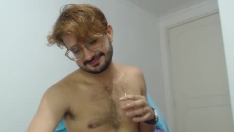 Snapshot of peter_x_annaud chatting on 09-21-25, 02:35 FELIPE online show from 09-21-25, 02:35