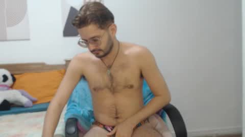 Snapshot of peter_x_annaud chatting on 10-13-25, 11:10 FELIPE online show from 10-13-25, 11:10