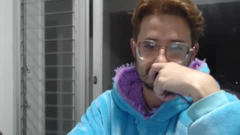 Snapshot of peter_x_annaud chatting on 10-24-25, 01:03 FELIPE online show from 10-24-25, 01:03