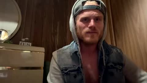 Snapshot of peterpan69728272 chatting on 04-09-26, 03:17 FantasyFuckMachine online show from 04-09-26, 03:17