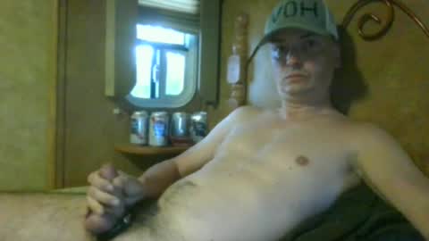 Snapshot of peterschwarz1981 chatting on 06-15-26, 01:02 peterschwarz1981 online show from 06-15-26, 01:02