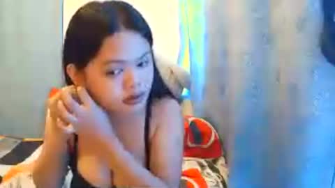 Snapshot of petite_angelxxx chatting on 07-24-26, 04:27 petite_angelxxx online show from 07-24-26, 04:27