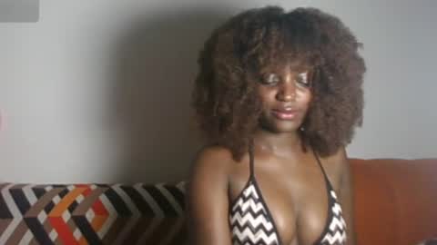 Snapshot of petite_asshley1 chatting on 06-05-26, 03:02 Ashley online show from 06-05-26, 03:02