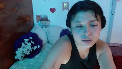 petite online show from 12-01-25, 01:32