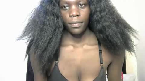 Snapshot of petite_lavi2 chatting on 02-05-25, 05:20 petite_lavi2 online show from 02-05-25, 05:20