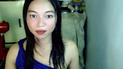 Snapshot of petite_mary69 chatting on 04-18-26, 10:52 petite_mary69 online show from 04-18-26, 10:52