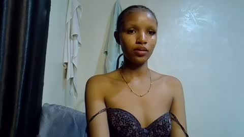 petite_melinda online show from 06-22-26, 10:18
