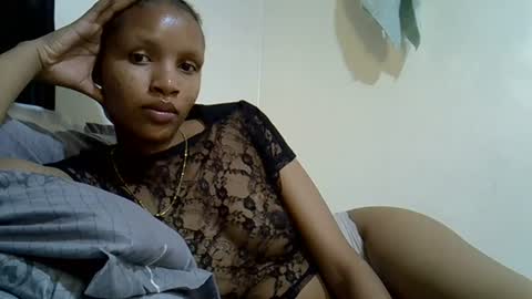 petite_melinda online show from 07-02-26, 01:05