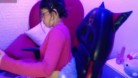 Melody online show from 03-19-26, 02:21