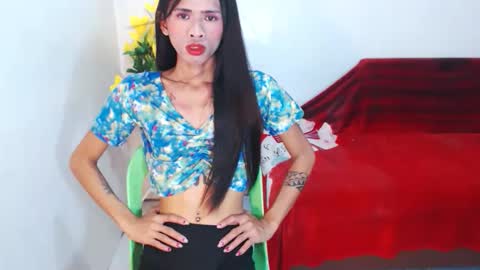 Snapshot of petite_pinay69s chatting on 04-03-26, 12:52 angela online show from 04-03-26, 12:52