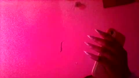Snapshot of petite_princes chatting on 06-02-26, 08:16 petite_princes online show from 06-02-26, 08:16