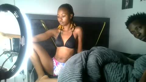 petite_queen69 online show from 06-14-26, 01:57