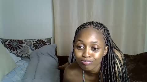 Caramel online show from 10-12-25, 02:21