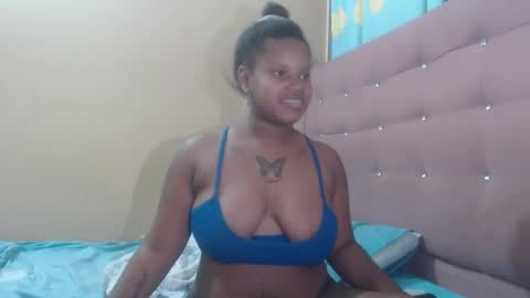 petitechocolatemommy online show from 12-05-25, 02:42