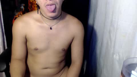 Snapshot of petitehugecockxnxxx chatting on 02-27-25, 06:07 Call me jake online show from 02-27-25, 06:07