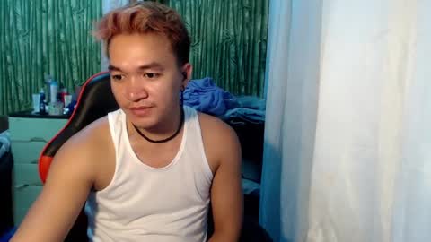 Snapshot of petitehugecockxnxxx chatting on 03-02-25, 03:48 Call me jake online show from 03-02-25, 03:48