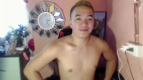 Snapshot of petitehugecockxnxxx chatting on 09-19-25, 06:26 Call me jake online show from 09-19-25, 06:26