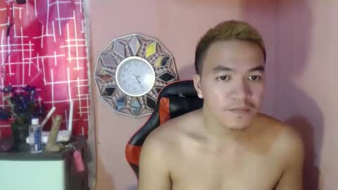 Snapshot of petitehugecockxnxxx chatting on 09-27-25, 02:27 Call me jake online show from 09-27-25, 02:27