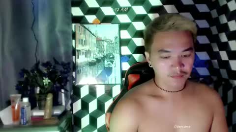 Snapshot of petitehugecockxnxxx chatting on 10-19-25, 02:12 Call me jake online show from 10-19-25, 02:12