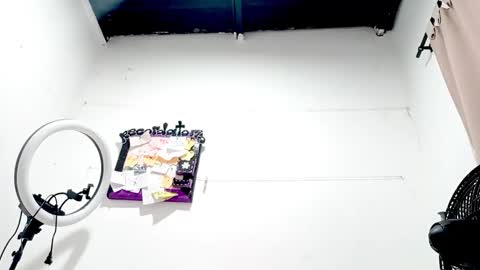 danna online show from 09-13-25, 11:32