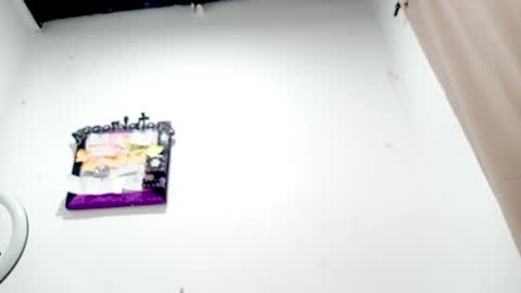 danna online show from 10-31-25, 03:18