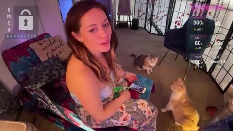 Snapshot of petitejewel chatting on 12-24-24, 04:19 Jules online show from 12-24-24, 04:19