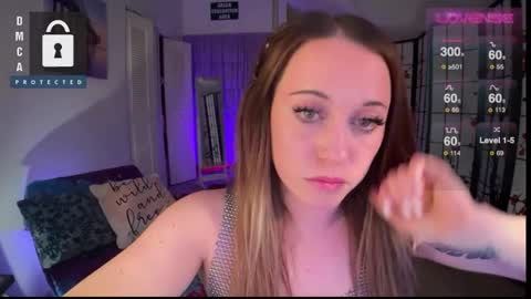 Snapshot of petitejewel chatting on 01-08-25, 11:10 Jules online show from 01-08-25, 11:10