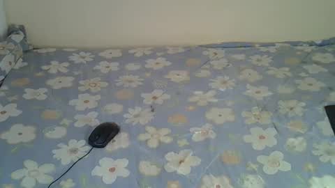 Snapshot of petitesugar chatting on 02-16-26, 07:59 Sugar online show from 02-16-26, 07:59