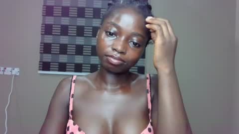 petitexxebony online show from 06-27-26, 07:30