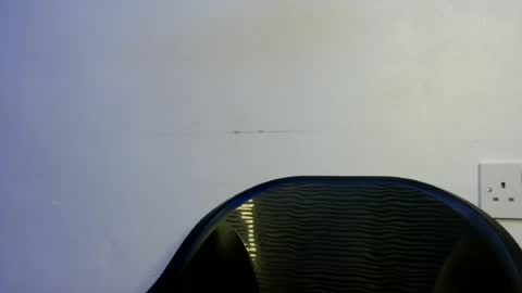 Snapshot of petitgirl88 chatting on 06-19-26, 05:56 petitgirl88 online show from 06-19-26, 05:56