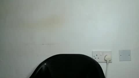 Snapshot of petitgirl88 chatting on 07-08-26, 06:34 petitgirl88 online show from 07-08-26, 06:34